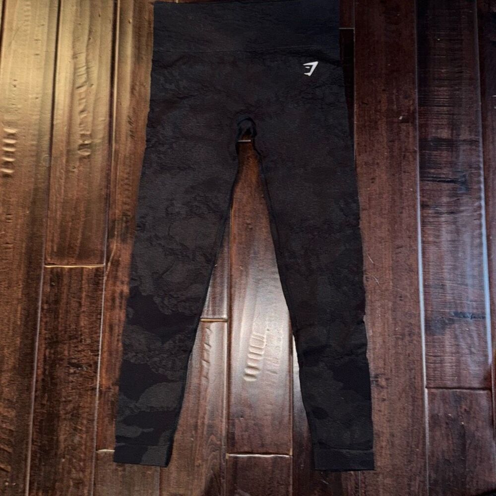 Gymshark adapt camo seamless leggings Size XS  Doesn’t have size tag but measure